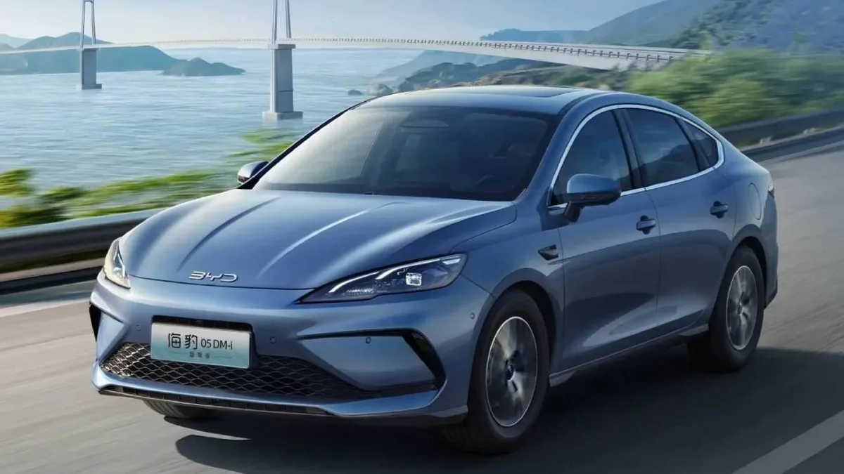 BYD Seal 05 - przód