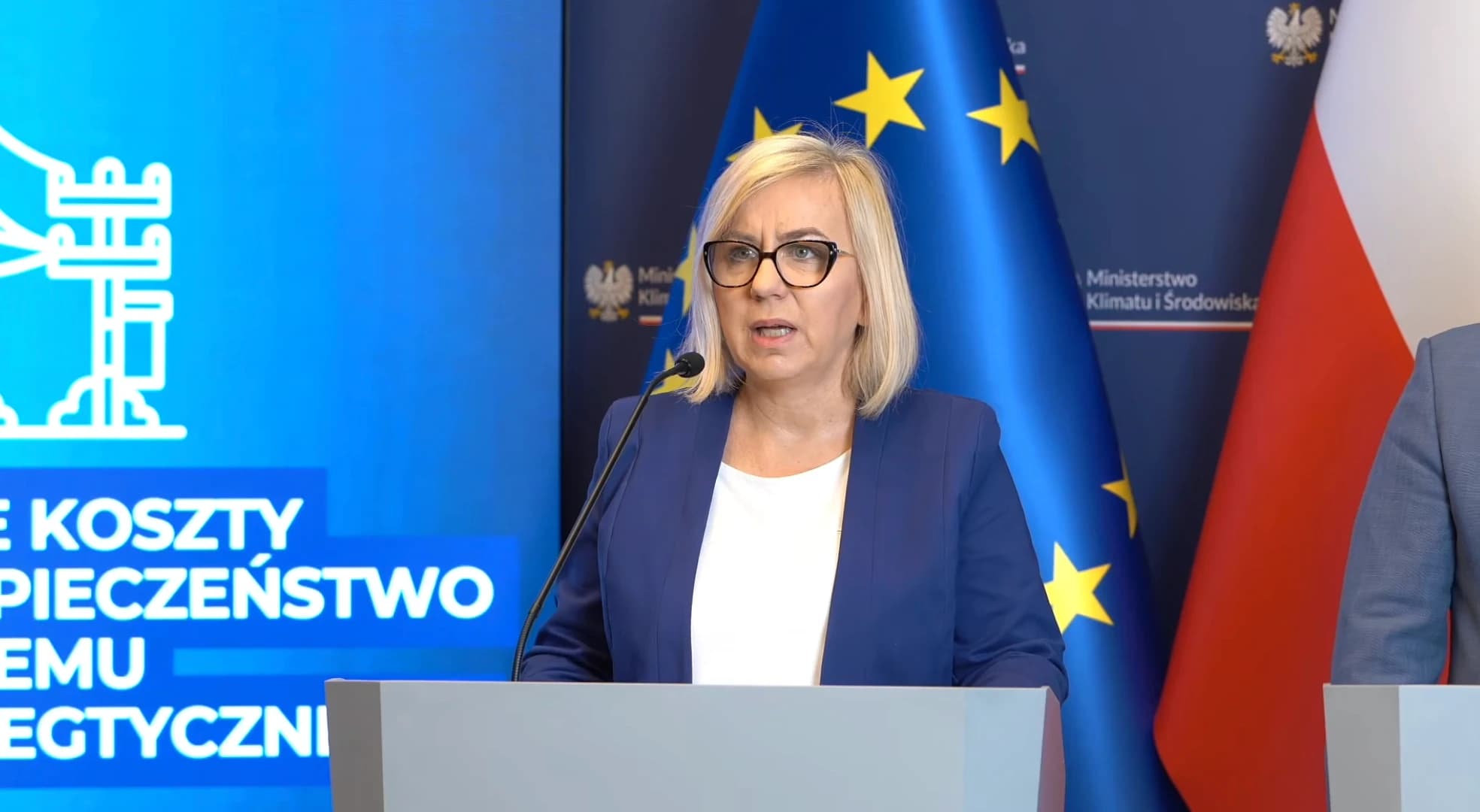 Minister klimatu i środowiska Paulina Hennig-Kloska ogłasza termin naboru do programu Przydomowe Magazyny Energii. Konferencja prasowa MKiŚ, 2 października 2026. Źródło: Ministerstwo Klimatu i Środowiska.