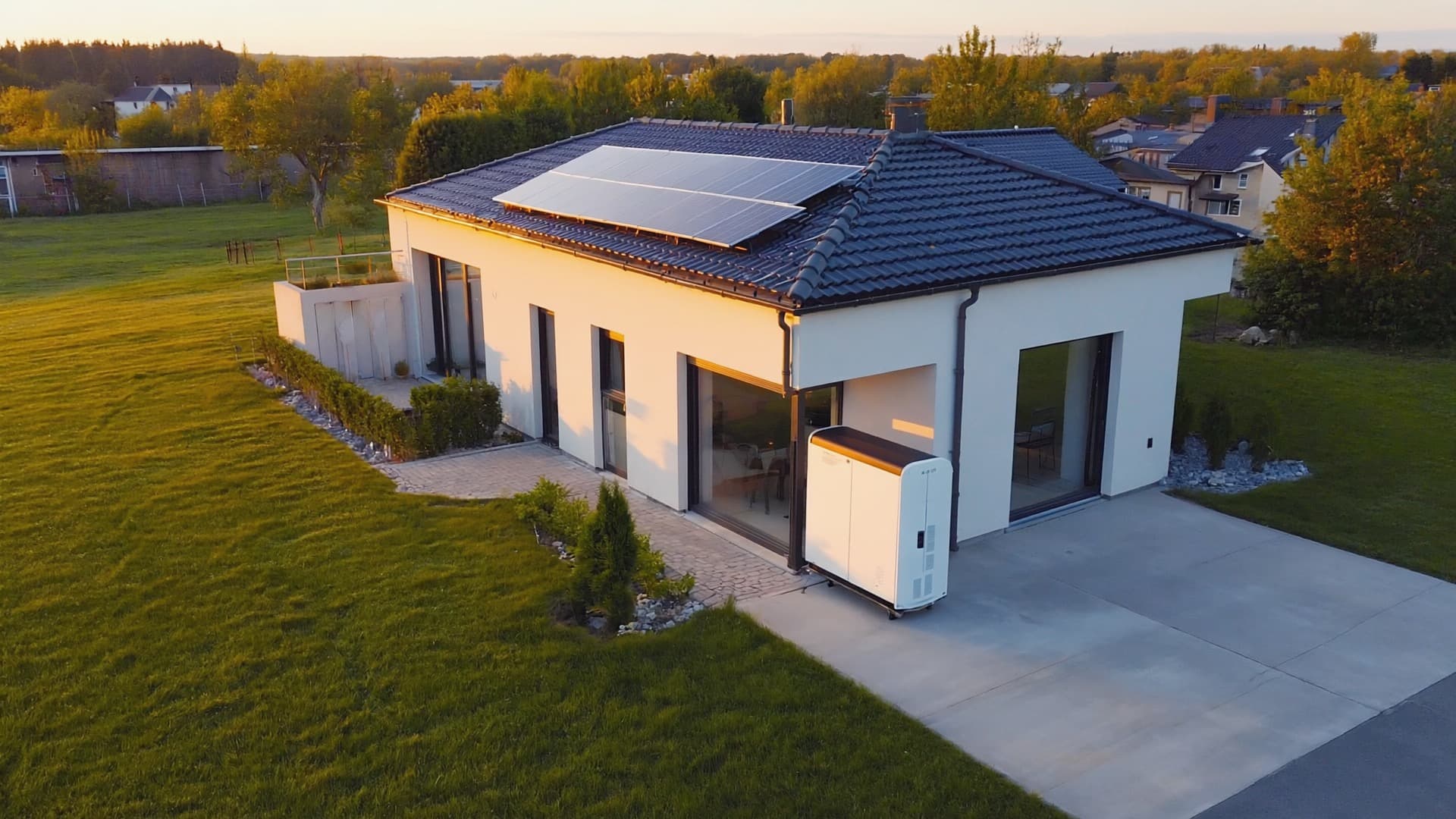 Najtańsze magazyny energii 2026 — modele od 12 900 zł