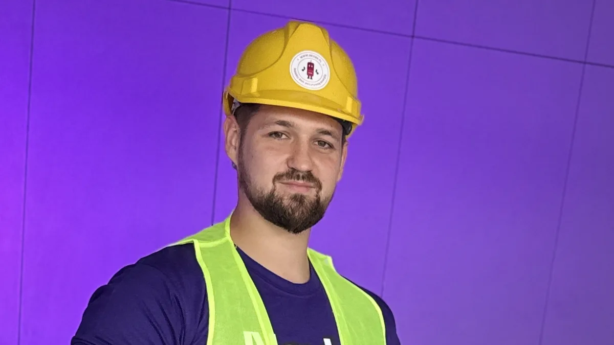 Monter NEXBE przy magazynie energii, obsługa regionu Jarocin