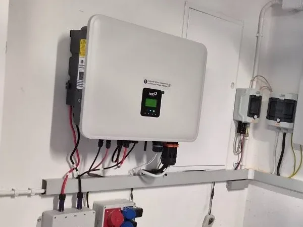 Montaż magazynu energii FoxESS 17,28 kWh, trzy moduły w Nadarzyn