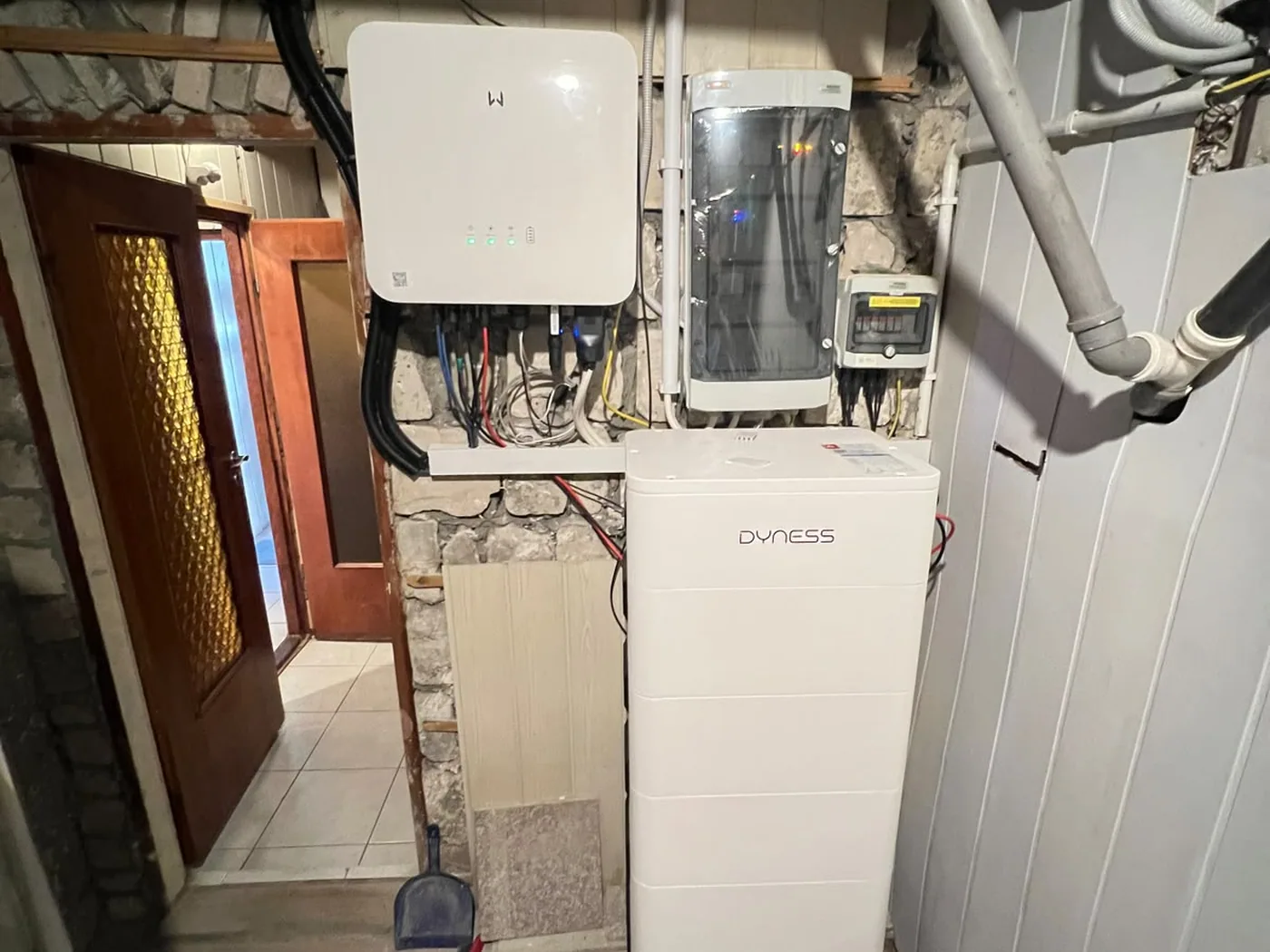 Po montażu - GoodWe + wieża Dyness 21,3 kWh, Zdzisław,