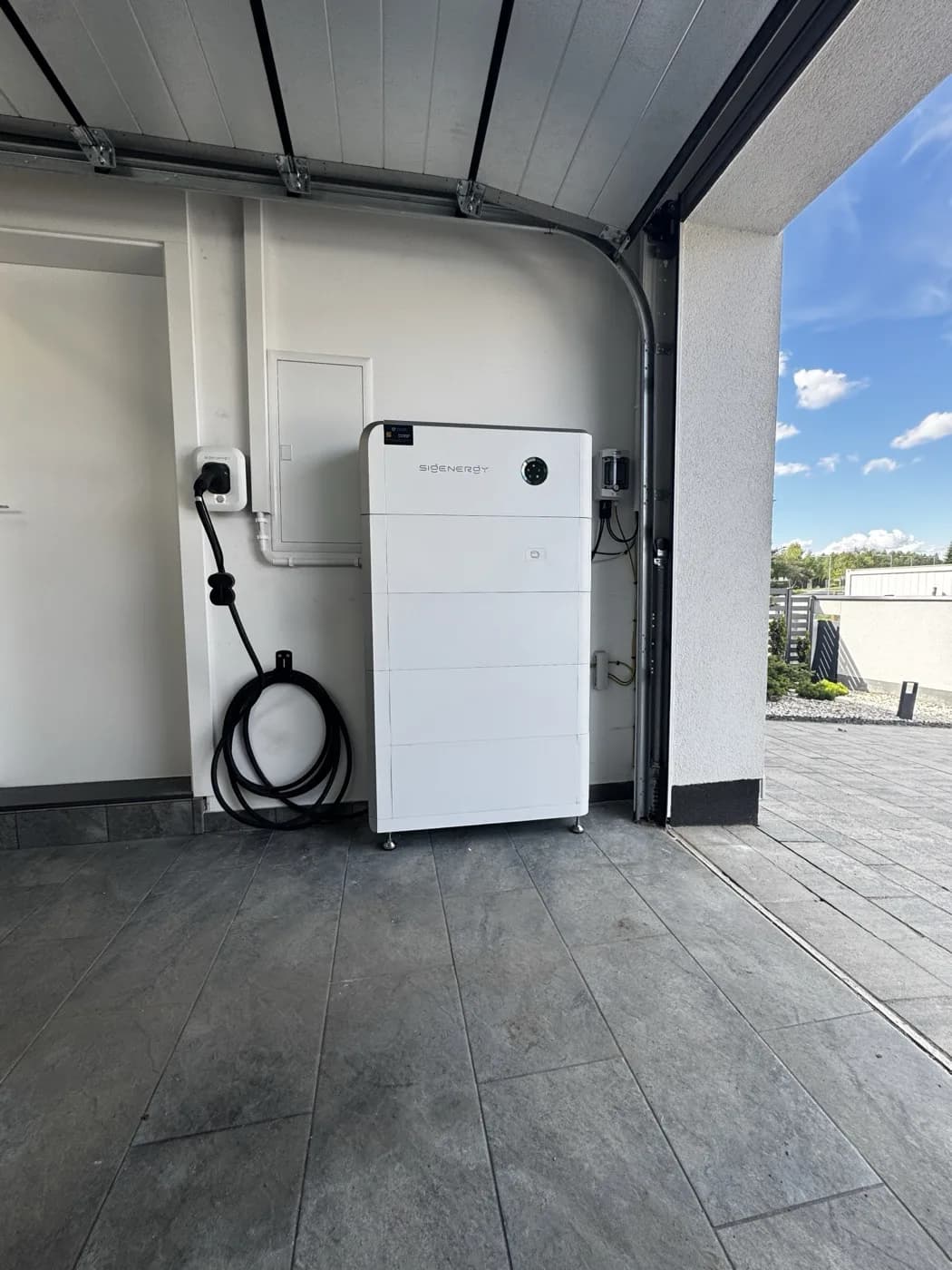 Magazyn energii Sigenergy SigenStor 27 kWh zamontowany w Zalasewo. Realizacja NEXBE.