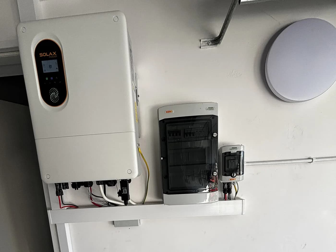 Montaż magazynu energii SolaX T-BAT-SYS-LV D53 w Łódź